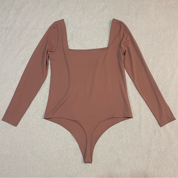 Nuuds Long Sleeve Square Neck Bodysuit Brown Size XL - Picture 2 of 6